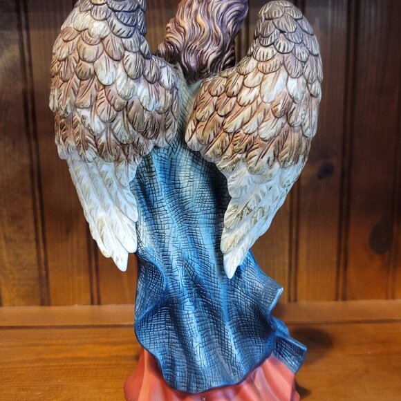 Grandeur Noel Porcelain Angel Set of 2 Holiday Figurines - Picture 9 of 10